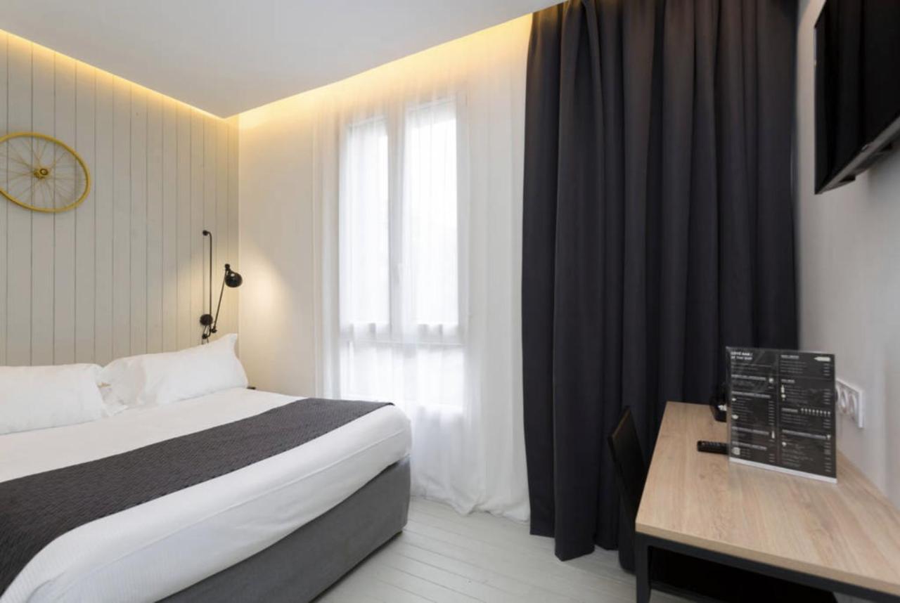 Atypik Hotel Clichy Εξωτερικό φωτογραφία