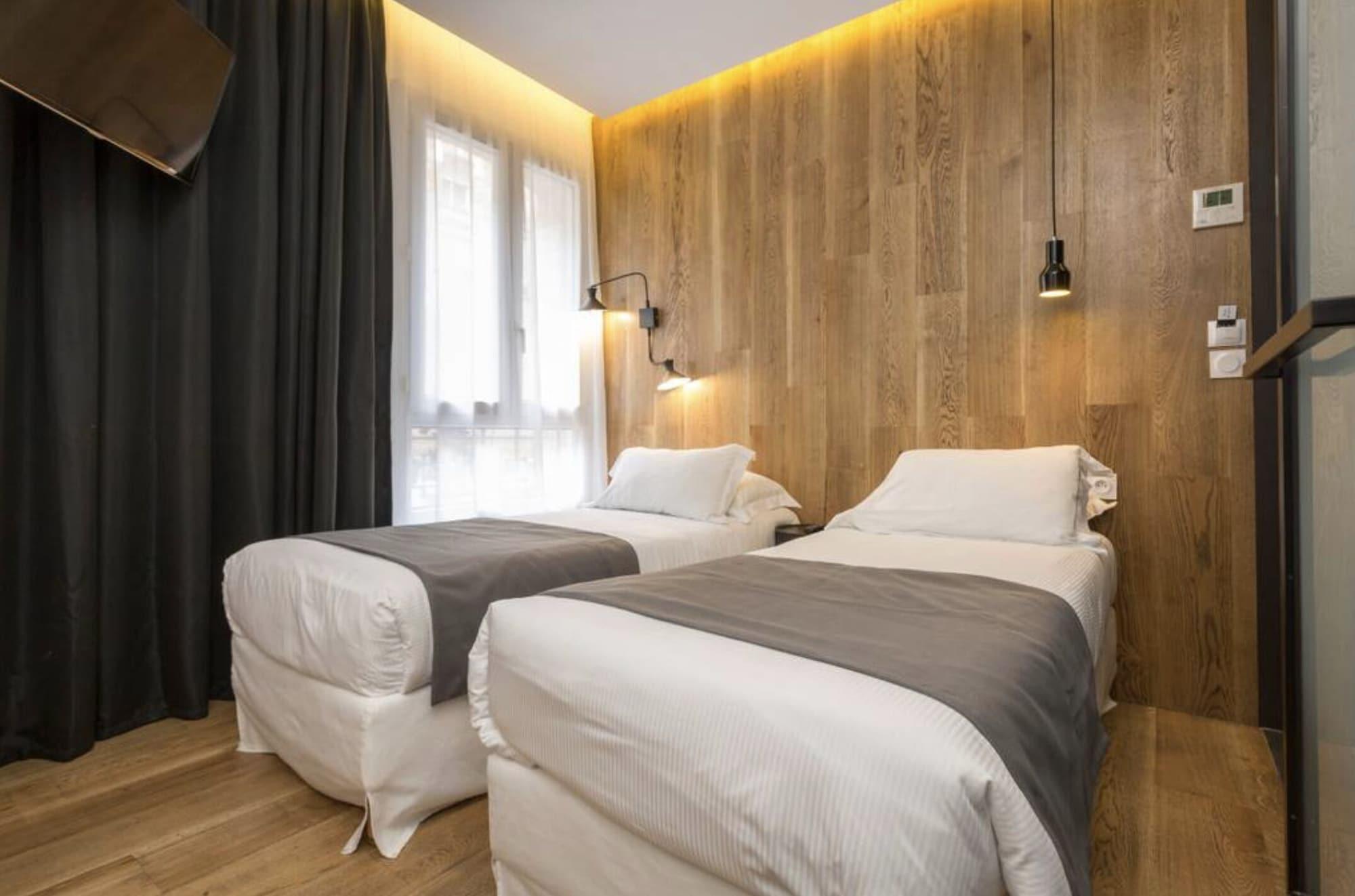 Atypik Hotel Clichy Εξωτερικό φωτογραφία