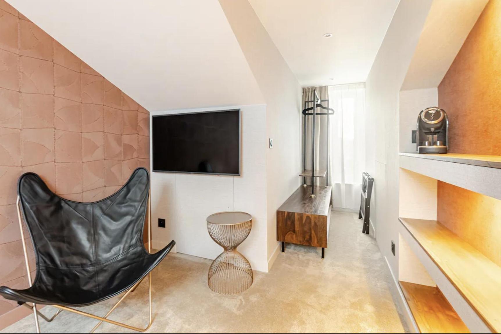 Atypik Hotel Clichy Εξωτερικό φωτογραφία