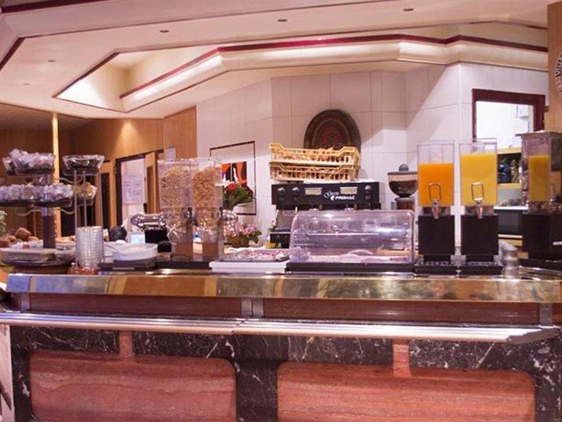 Atypik Hotel Clichy Εξωτερικό φωτογραφία